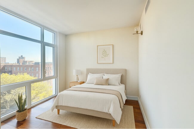 Photo - 65-18 Austin St Unit 8A