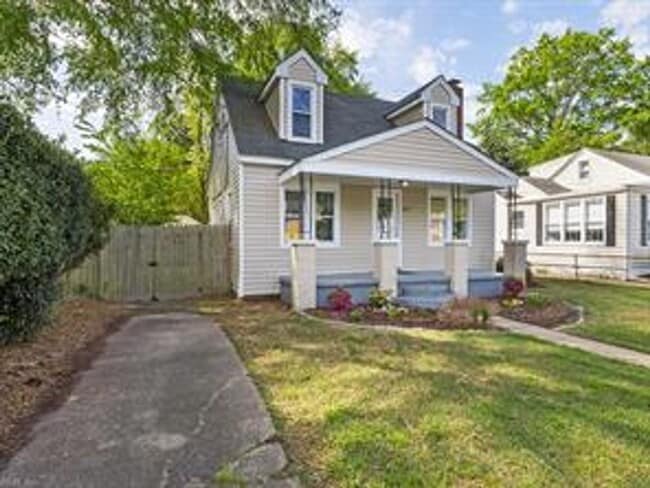 Photo - Check out this beautiful Cape Cod in the heart of Bayview!