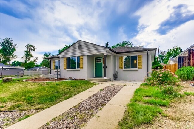 Building Photo - 4001 Zuni St Rental