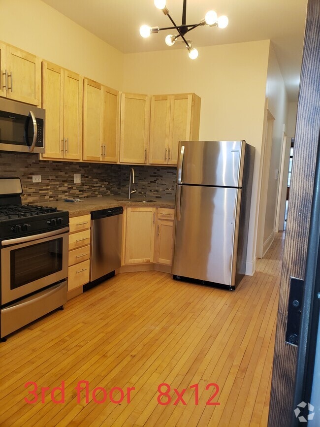Building Photo - 912 W Newport Ave Unit 3 Rental