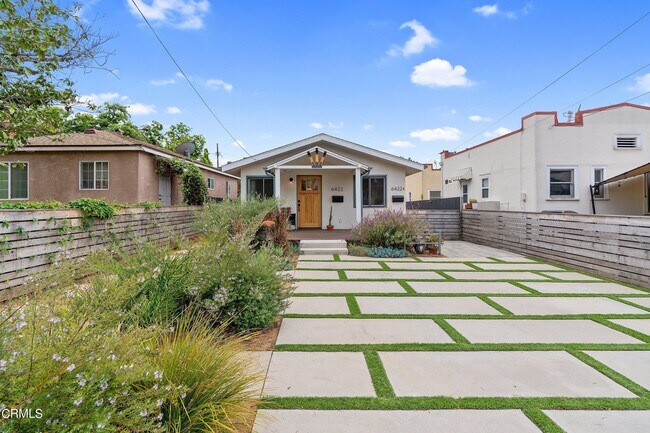 Photo - 6422 Elgin St