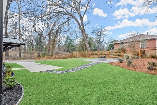 Photo - 1552 N Ellington St SE