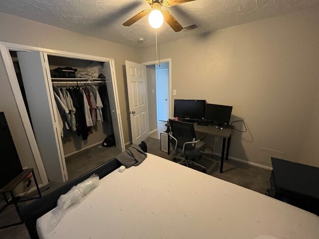 Photo - 24131 Tayloe House Ln