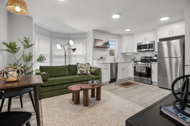 Photo - 149 E Main St