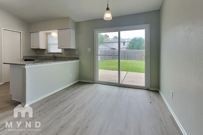 Photo - 9511 Rutherglen Dr