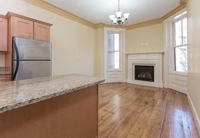 Photo - 263 Newbury St Unit 2