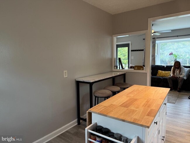 Photo - 2208 Vermont Ave