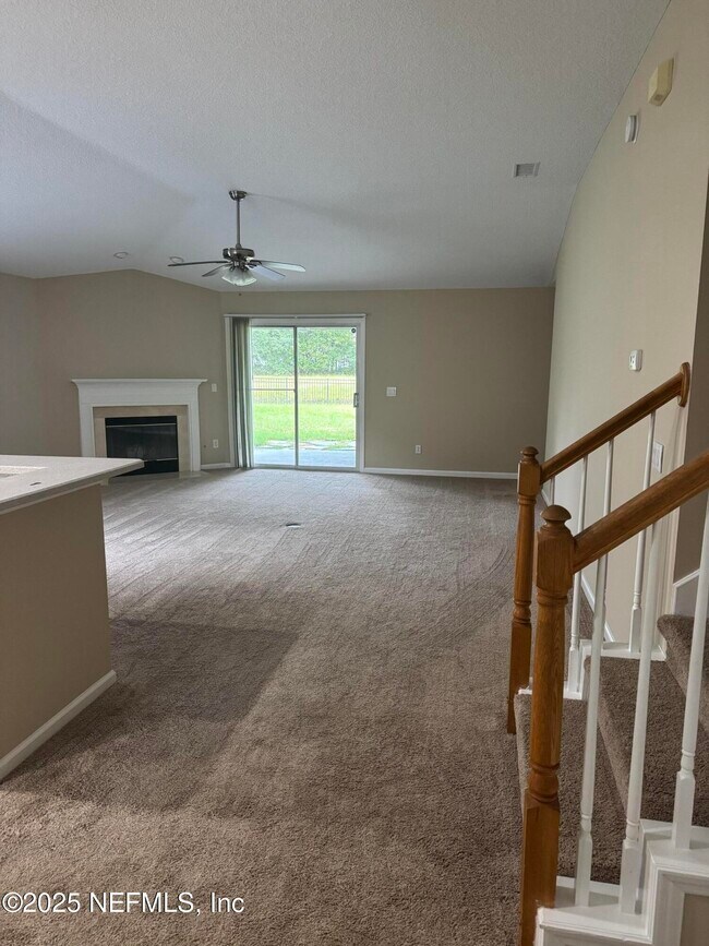 Photo - 1428 Tintern Ln