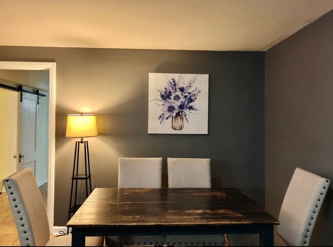 Photo - 8 Battery Dr