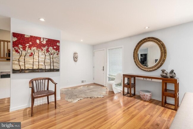 Building Photo - 3122 Brooklawn Terrace Rental