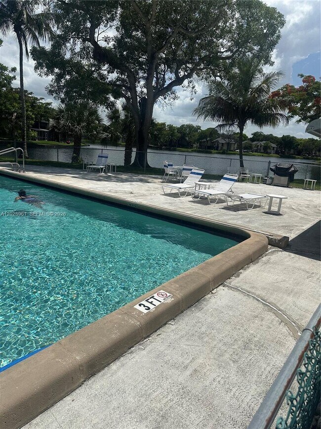 Photo - 5 Jacaranda Country Club Dr Unit 206