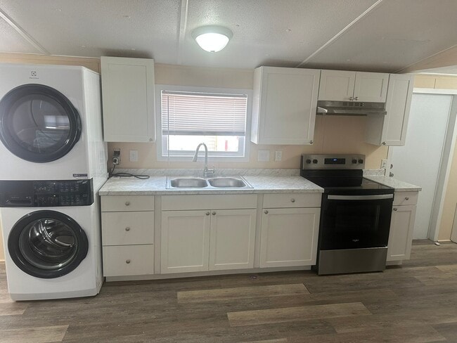 Photo - 1221 N Valrico Rd