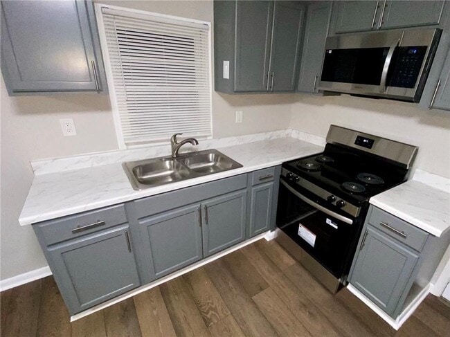 Photo - 108 Lambert Dr