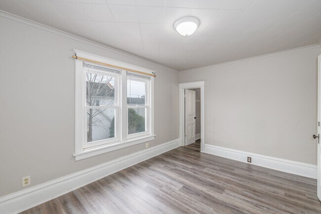 Photo - 1668 Oregon St Unidad Upper