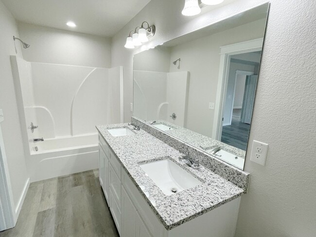 Photo - Cozy 3 bed, 2 bath close to Choctaw Casino