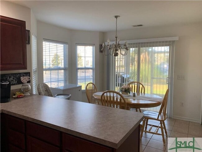 Photo - Cute, Convenient Townhome!