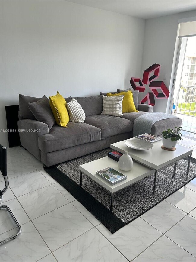 Photo - 2851 Leonard Dr Unit J503