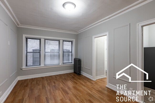Building Photo - 5451 S Cornell Ave Rental