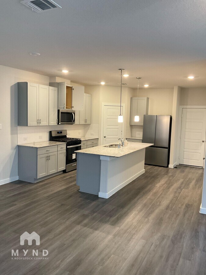 Photo - 14750 Slow River Ave