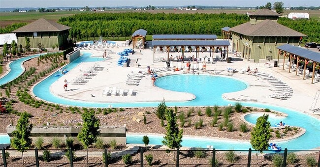 Photo - Promenade at New Town