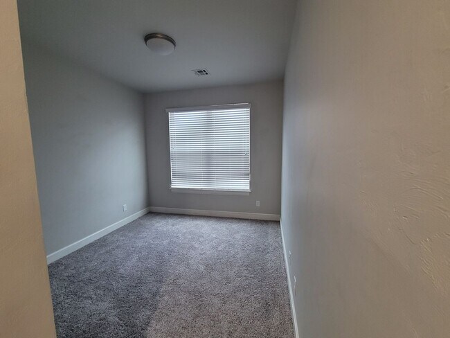 Photo - Western Townhomes