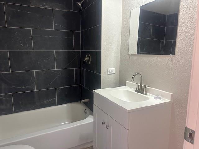 Photo - 532 W Hughes St