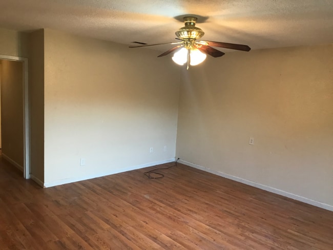 Photo - 3605 Eagle Pass Rd