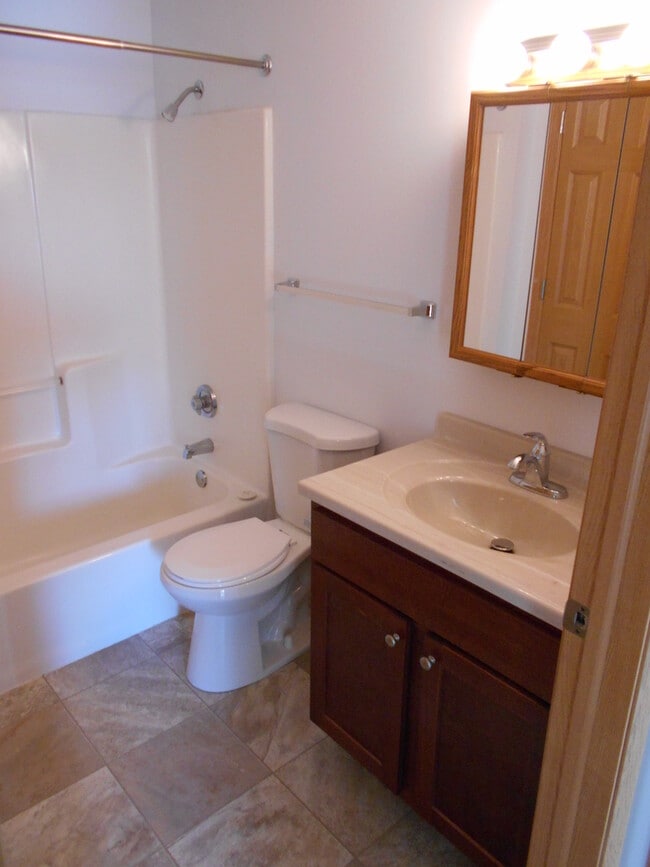 Photo - Lida Lake Estates Apartments in Rochelle, IL