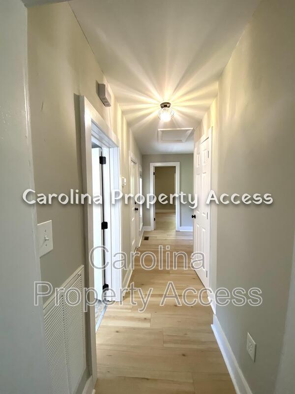 Photo - 2928 Evans Rd