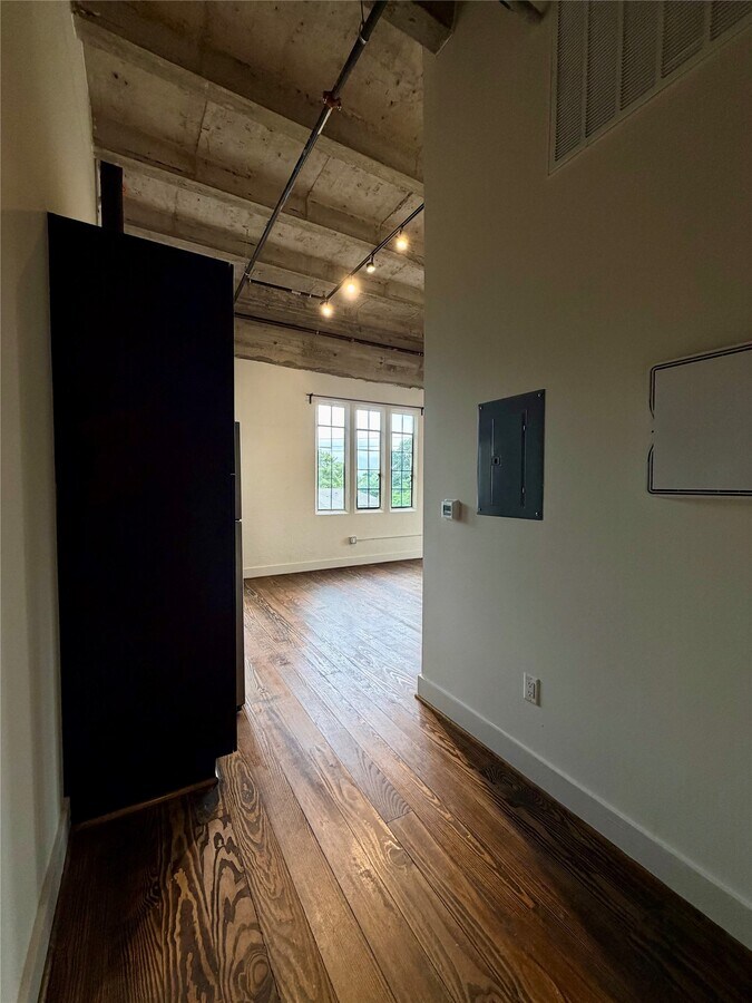 Photo - 4411 Dallas St Unit 14