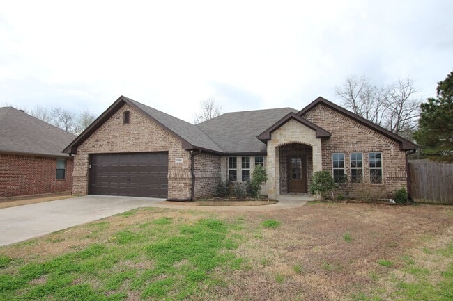 Building Photo - Coming Soon-Beautiful 3 bedroom 2 bath home in Flint!