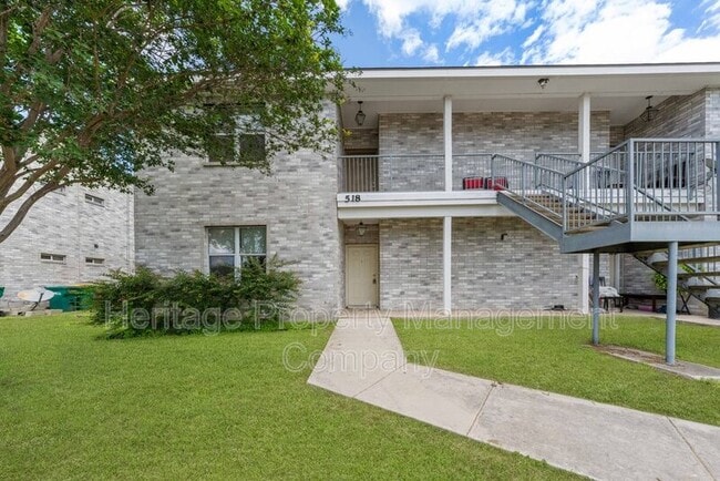 Building Photo - 518 Dukeway Dr Unit 1