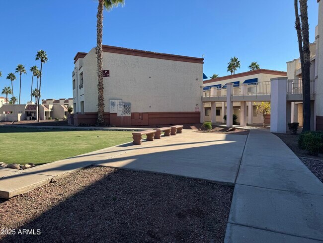 Photo - 12123 W Bell Rd Unidad 164