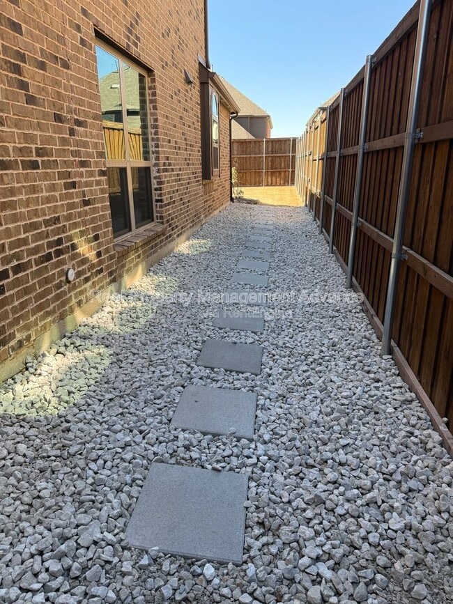 Photo - 14617 Shady Grove Ln