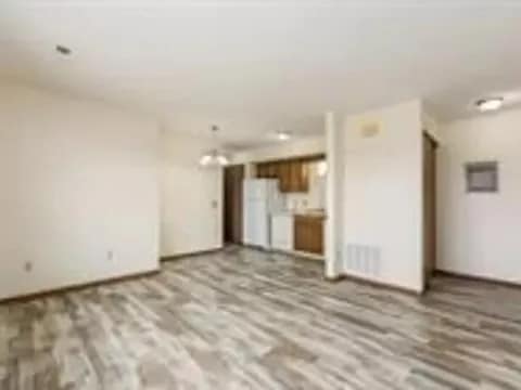 Photo - 573 Irving Wick Dr E Unidad g