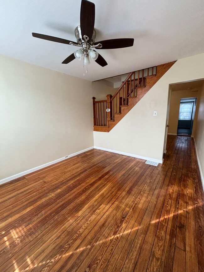Photo - 1440 Andre St