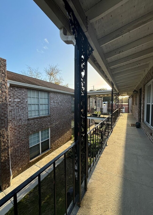 Photo - 867 Colony Dr