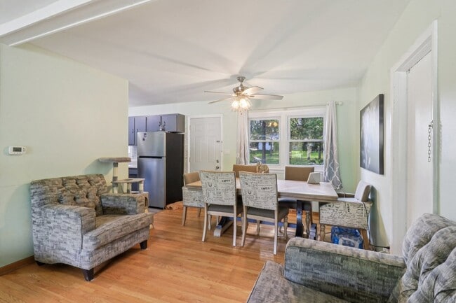 Photo - 2610 Killarney Dr