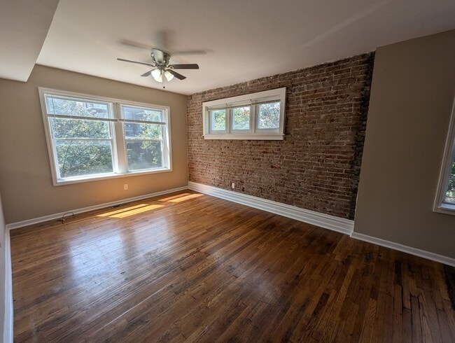 Photo - 3847 Russell Blvd Unit 1W