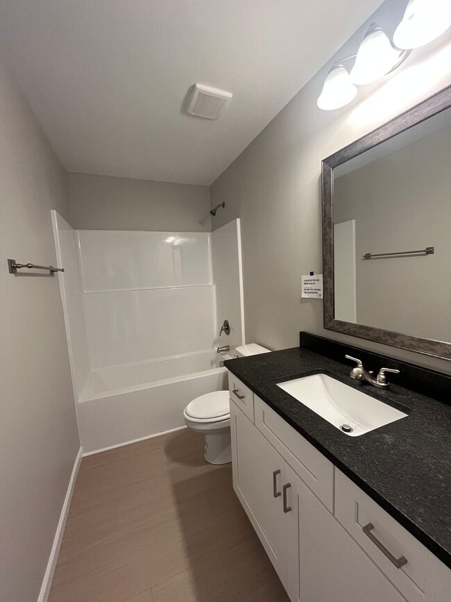 Photo - 492 State Rd S-42-2289