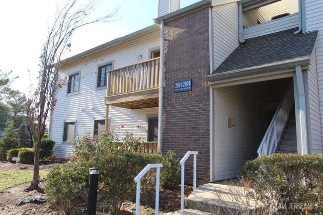 Photo - 2002 Ravens Crest Dr