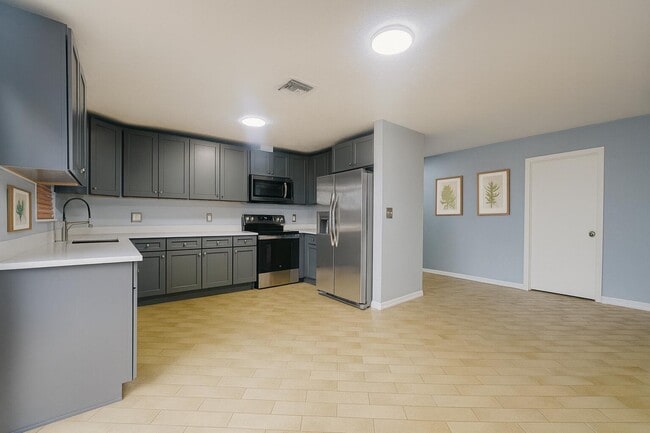 Photo - 6242 NW 1st St