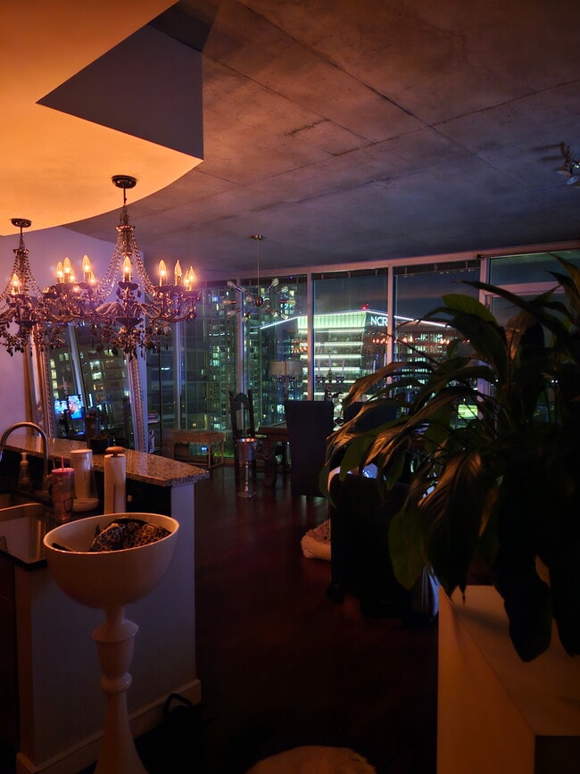 CURRENT SETUP - 950 W Peachtree St NW Unit 1412