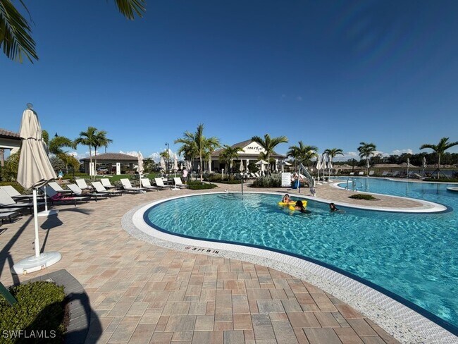 Photo - 1954 Fresno Ave