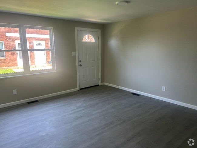 Building Photo - 2301 Wyoming St Rental