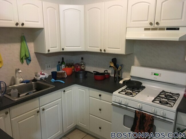 Photo - 62 Egmont St Unit 5