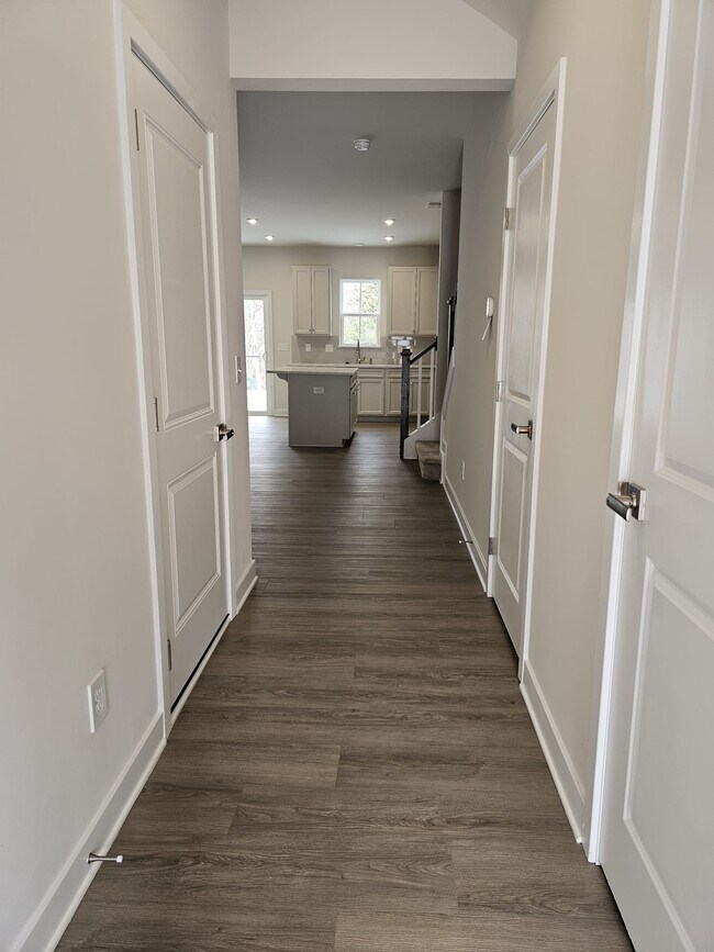 Photo - 209 Lograto Ln