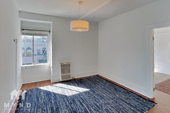 Photo - 1806 Filbert St