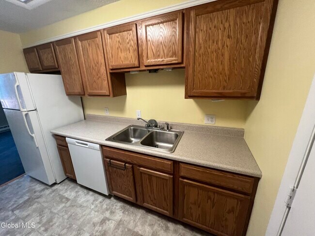 Photo - 128 Milton Ave Unit Apt. 8
