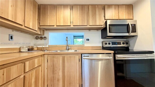 Photo - 8045 SW 107th Ave Unidad 309